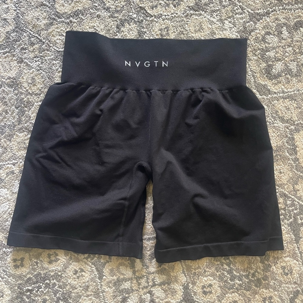 NVGTN Black Bike Shorts High-Waisted Seamless Design